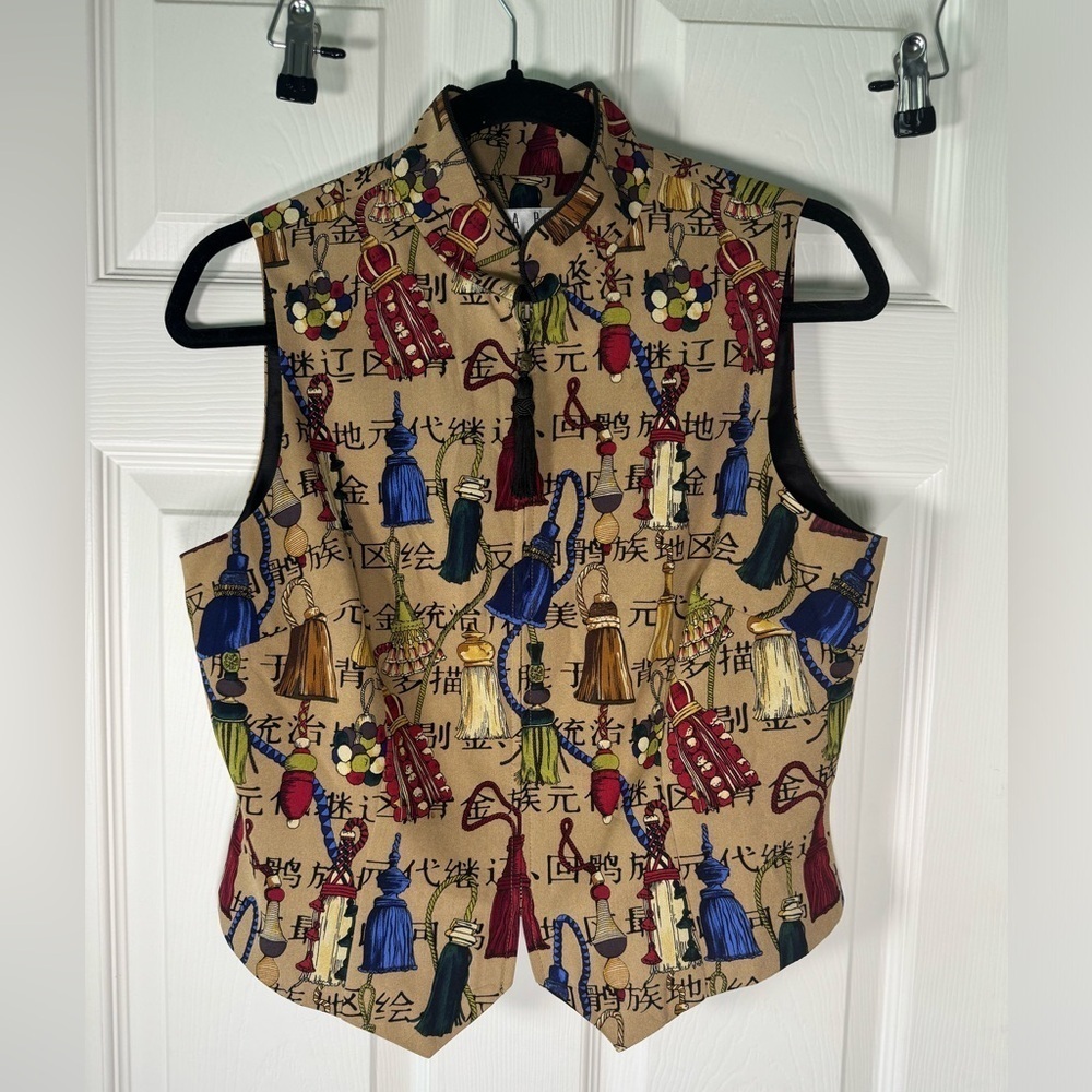 TAPP New York Novelty Zipper Vest Tassels Asian Inspired 100% Silk Size Medium